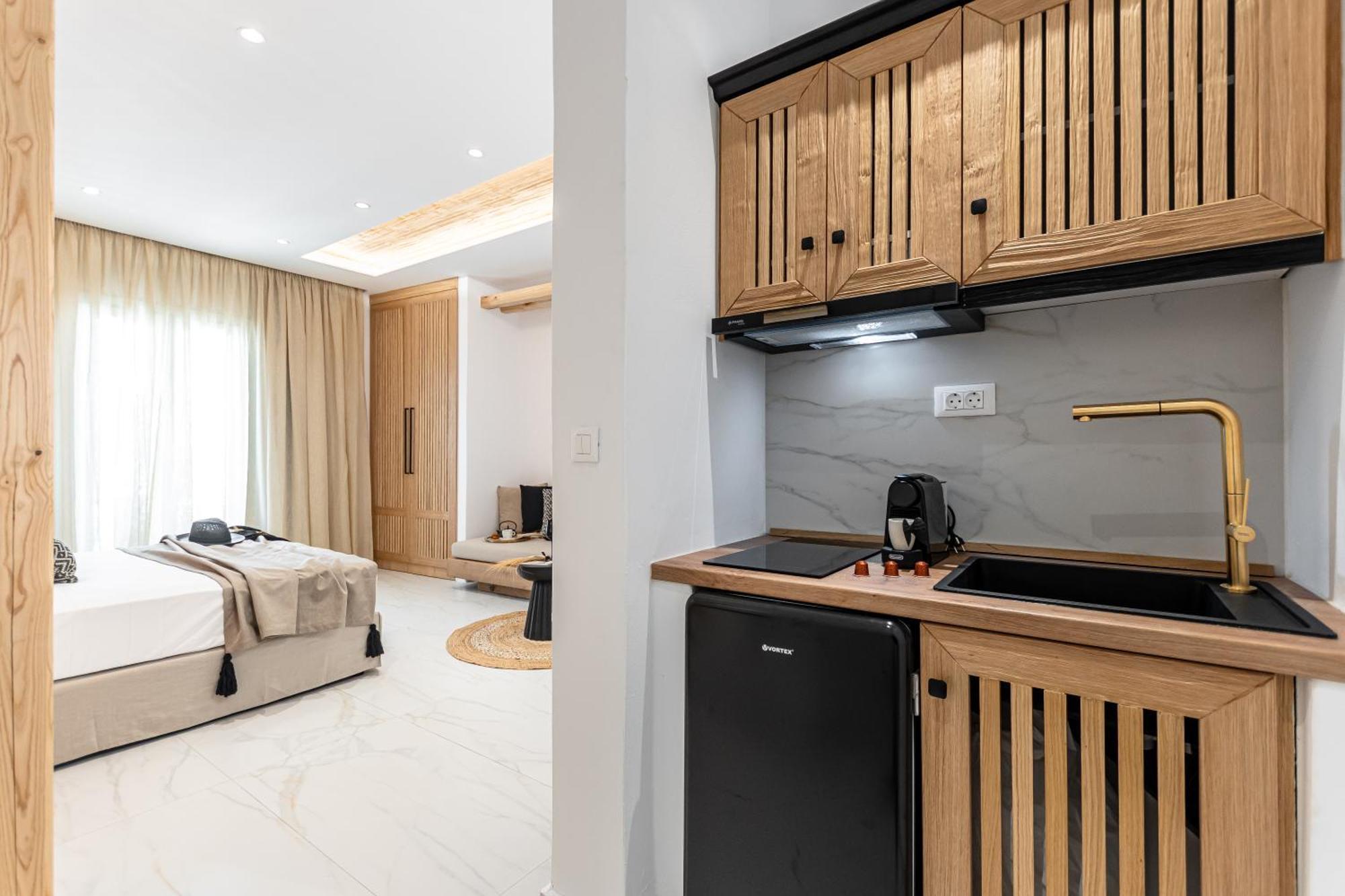 V Luxury Apartments Naxos Naxos City Екстериор снимка