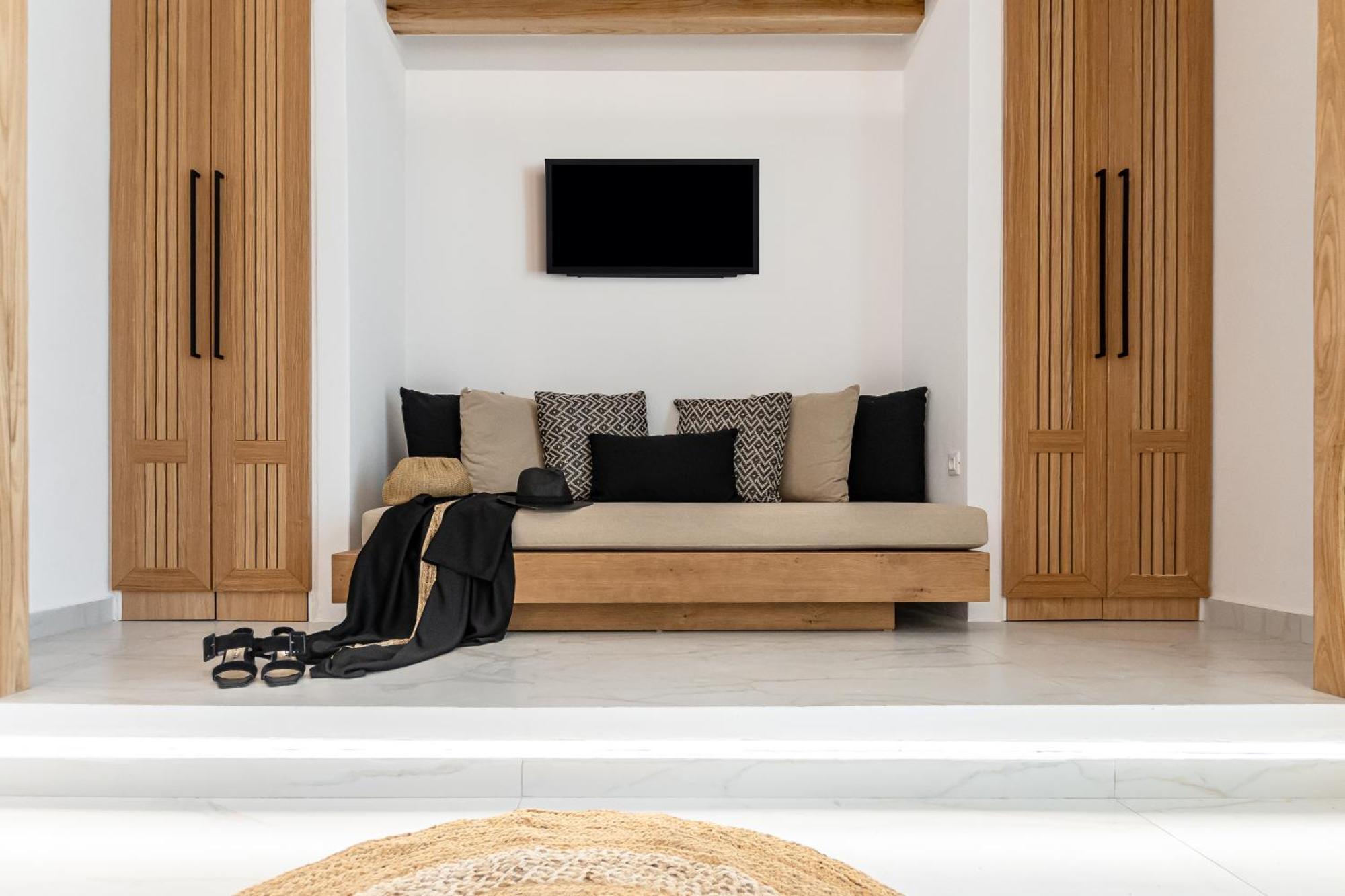 V Luxury Apartments Naxos Naxos City Екстериор снимка
