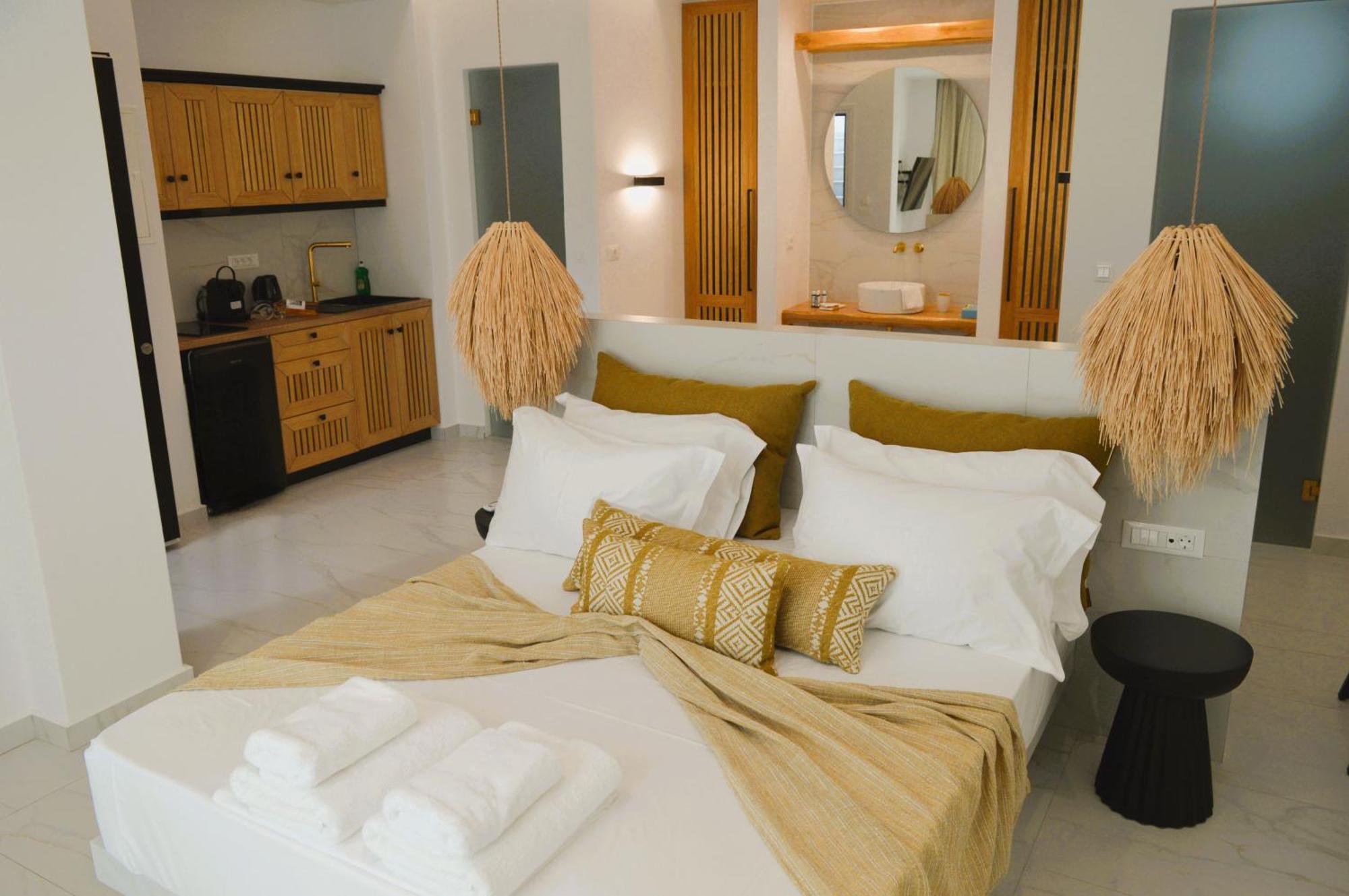 V Luxury Apartments Naxos Naxos City Екстериор снимка