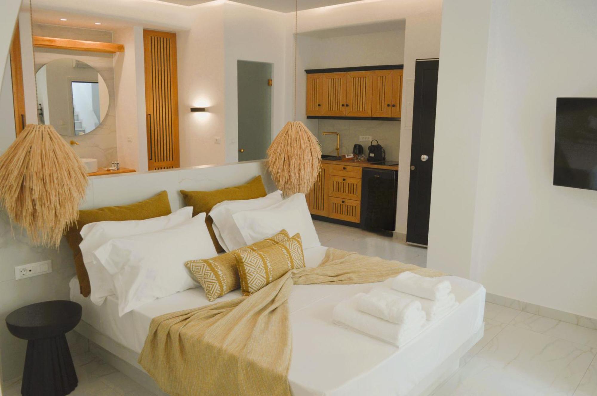 V Luxury Apartments Naxos Naxos City Екстериор снимка